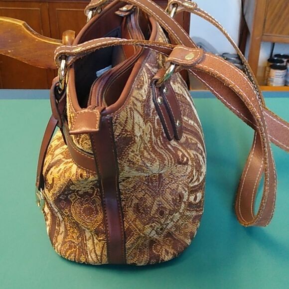Vintage Etienne Aigner Tapestry Brown and Gold Women's Bag - Picture 4 of 15